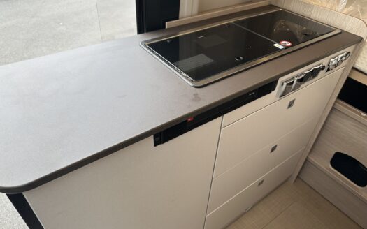 Burstner Lineo C 590 cambio automatico