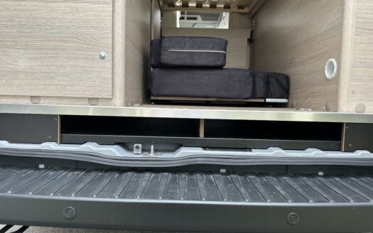 Burstner Lineo C 590 cambio automatico