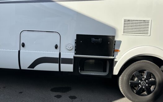 HYMER B-KLASSE BMC I 600 WHITE LINE MERCEDES