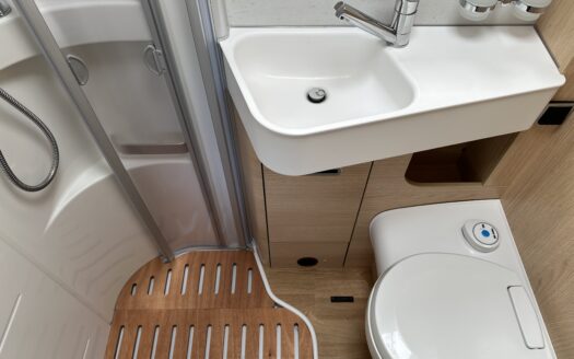 HYMER B-KLASSE BMC I 600 WHITE LINE MERCEDES