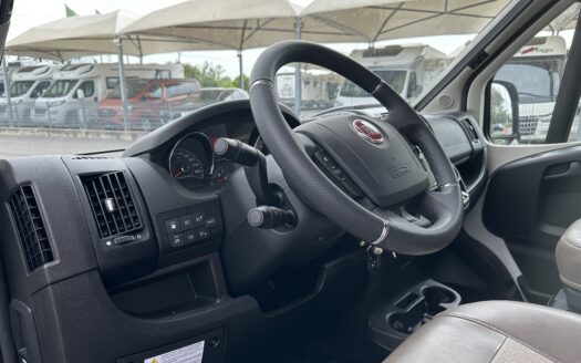 EURAMOBIL PROFILA RS 695 QB