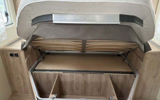 EURAMOBIL PROFILA RS 695 QB