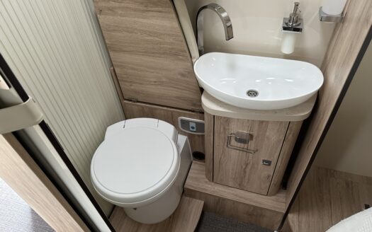 EURAMOBIL PROFILA RS 695 QB